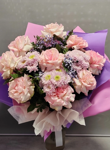 Сборный букет &laquo;Сердце, как лёд&raquo; от интернет-магазина цветов в 