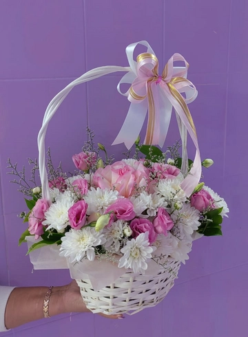 Счастливая улыбка от интернет-магазина цветов в 