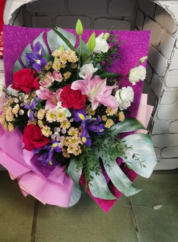 Букет «Бугатти» от интернет-магазина цветов в 