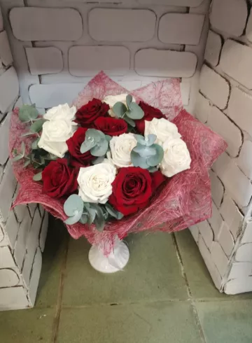 Букет «Навечно» от интернет-магазина цветов в 